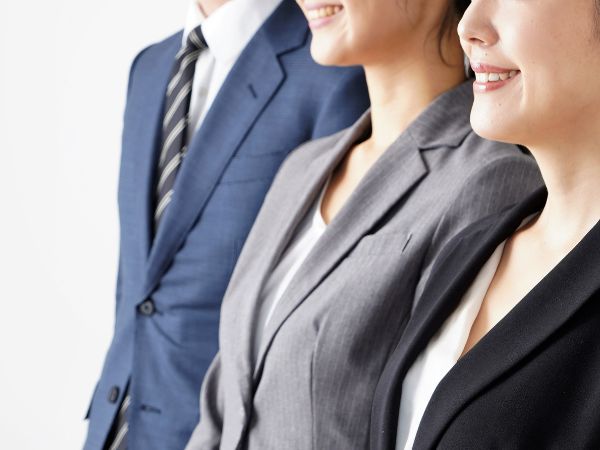 Group of concierge instructors posing